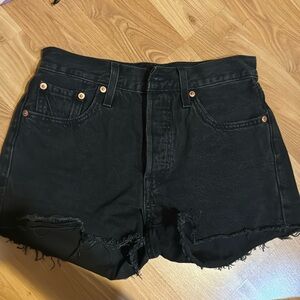 Levi black shorts